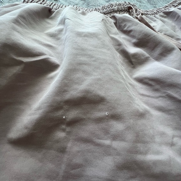 3/$10 🏷️ Old Navy running shorts - Picture 7 of 8